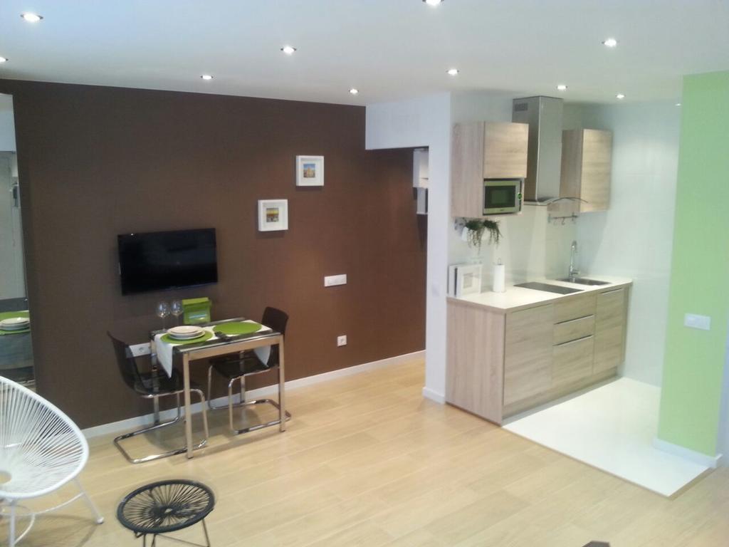 Hola Bismark Apartment Barcelona